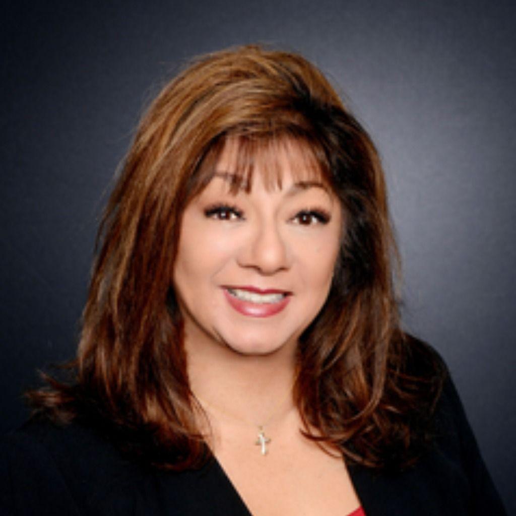 Helen Moreno, Realtor