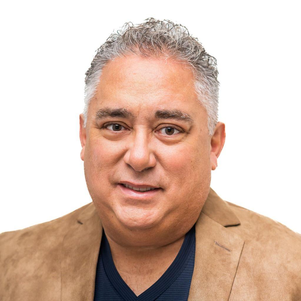 Steve Hernandez