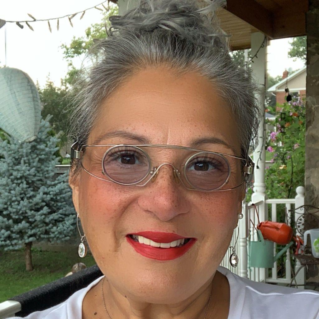 Jessika Morelli   Realtor