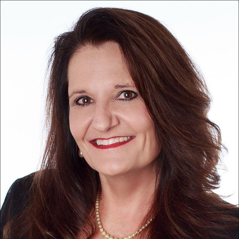 Tara Smith REALTOR®