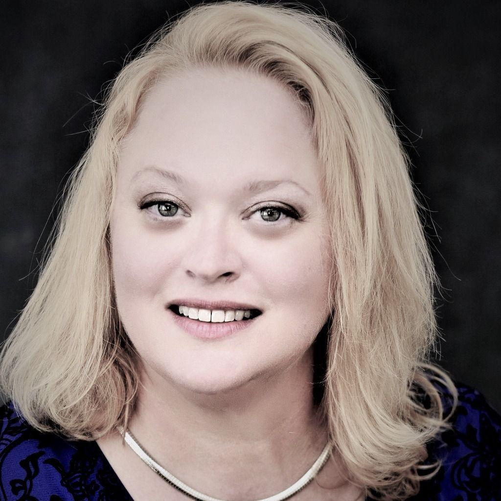 Wendy L Miller Realtor® CLHMS