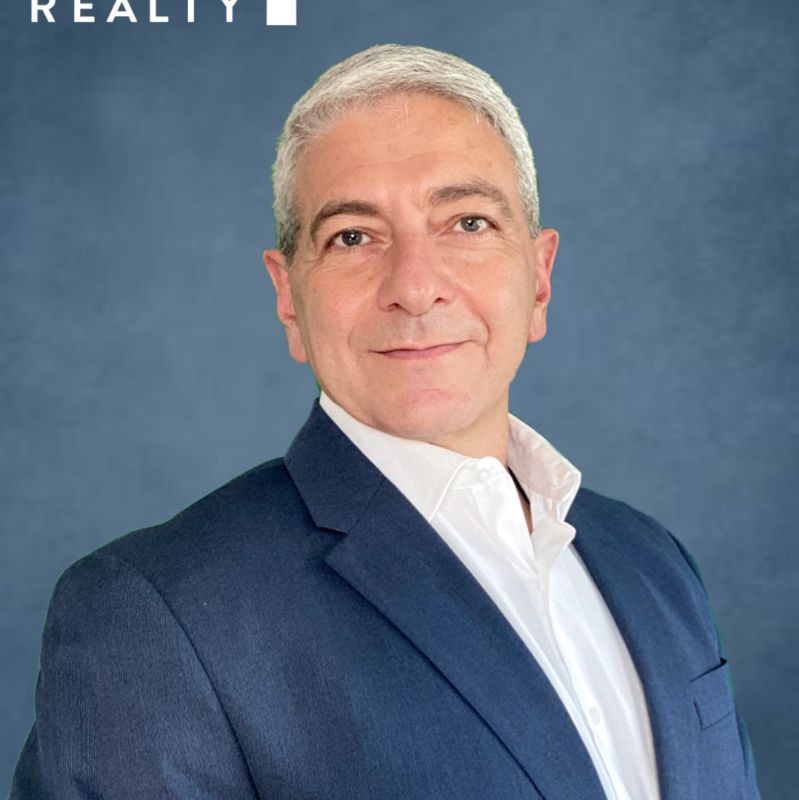 realtor photo