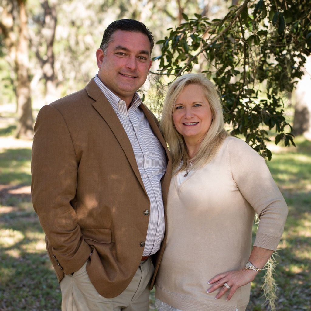 Mike and Tari Taylor