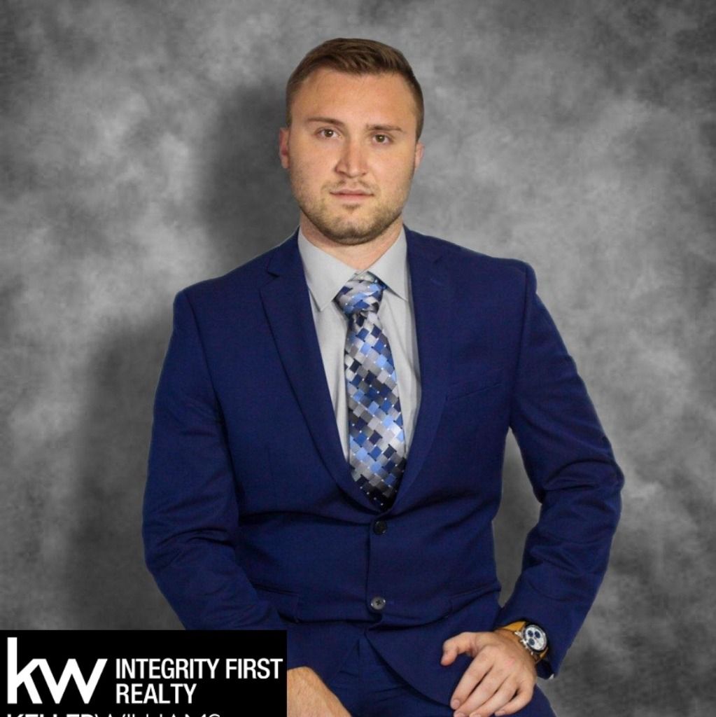 realtor photo