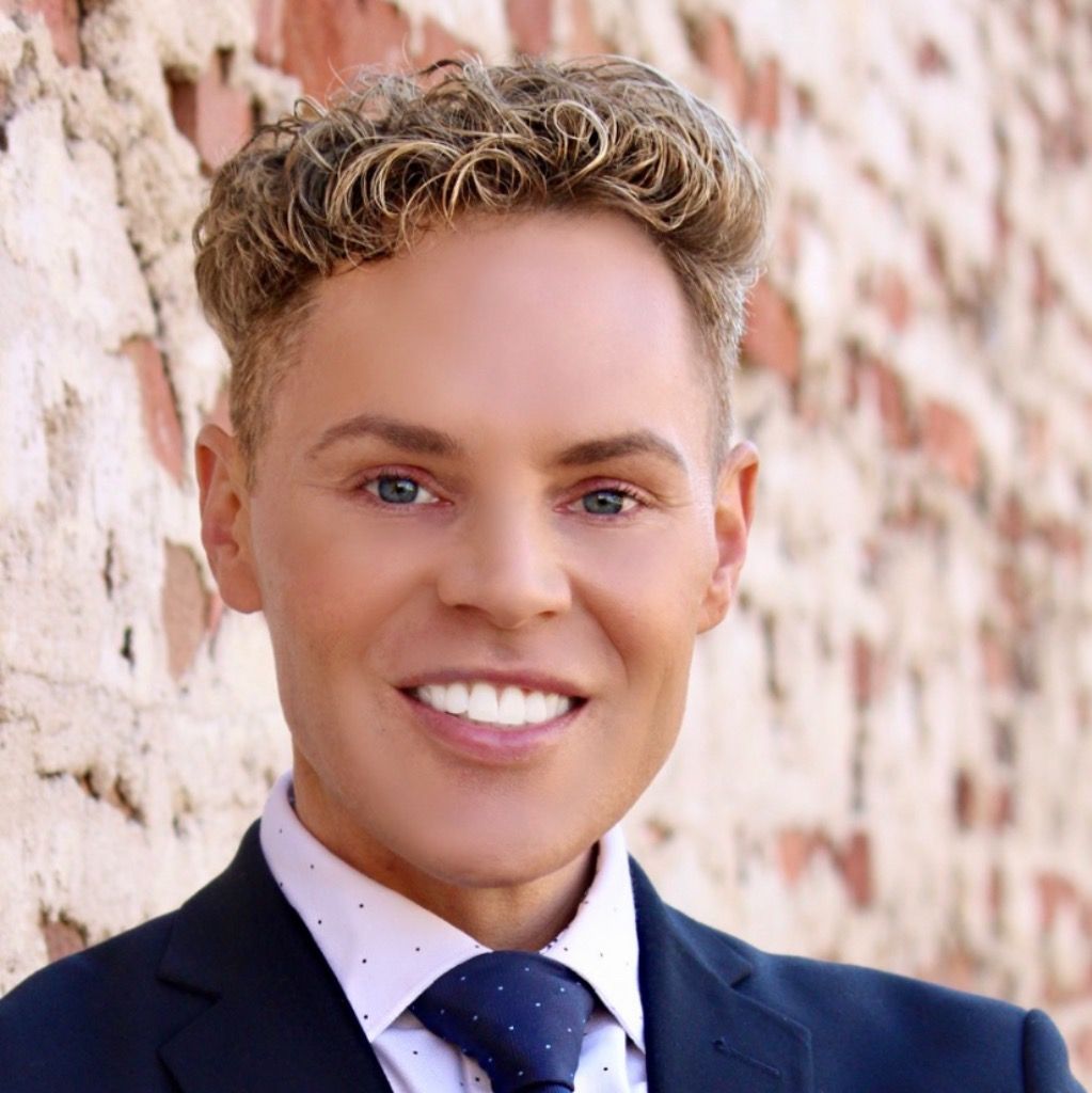 realtor photo