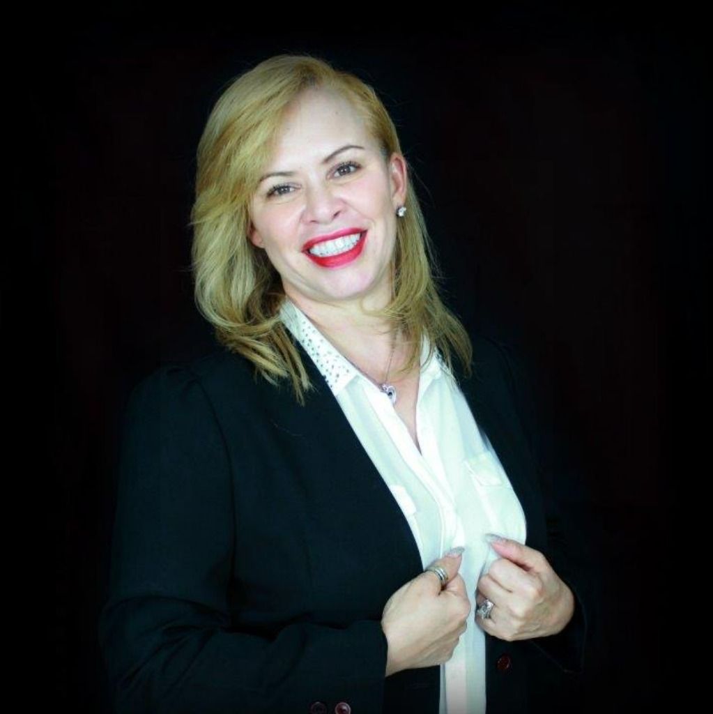 realtor photo
