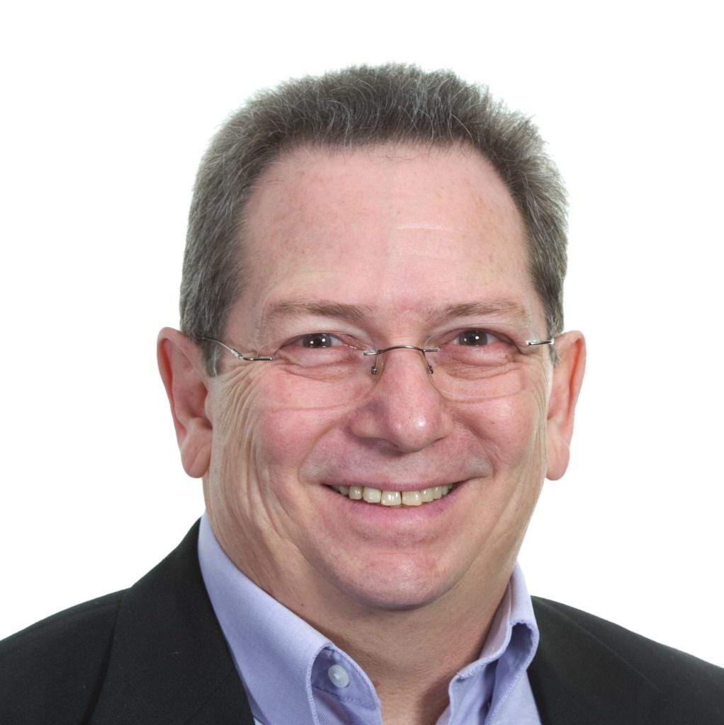 Ray Rochefort, Broker