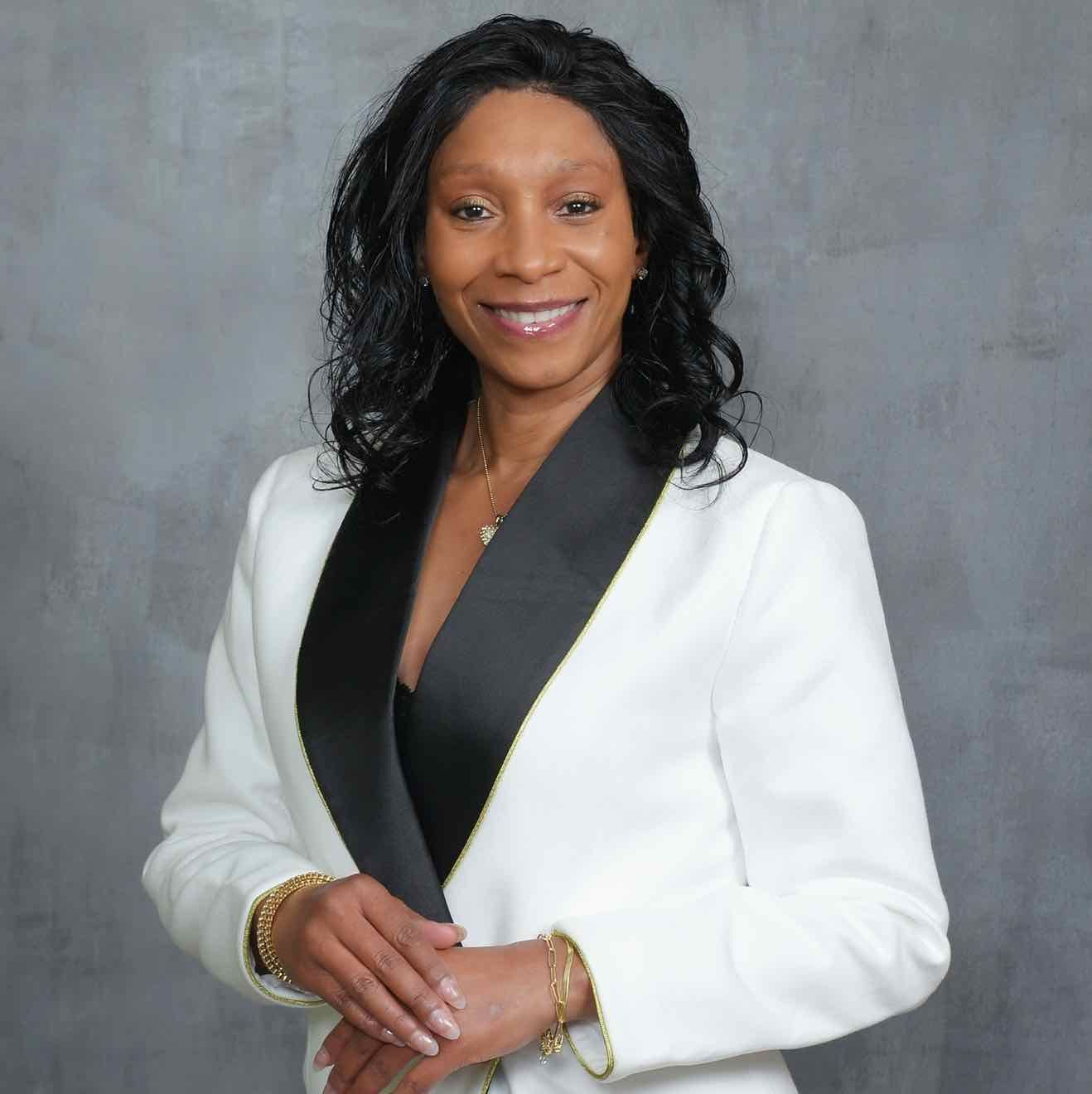 Miss Linda Crumb, CRE Investor