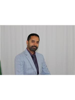 realtor photo