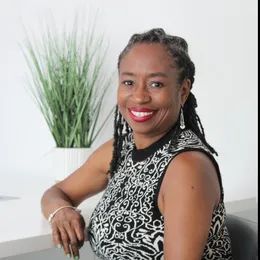 realtor photo