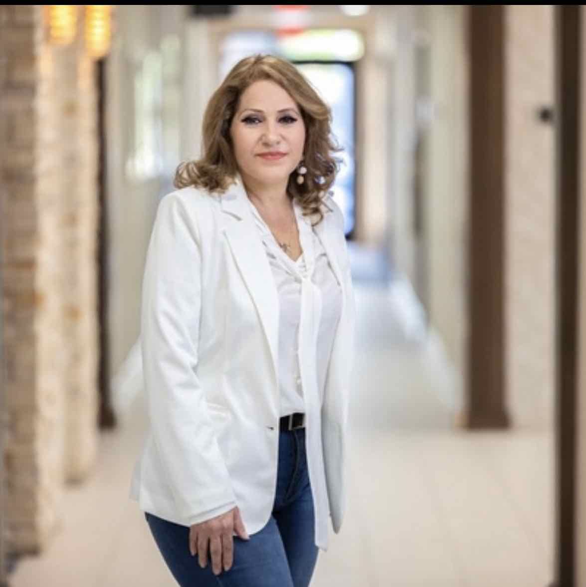 realtor photo